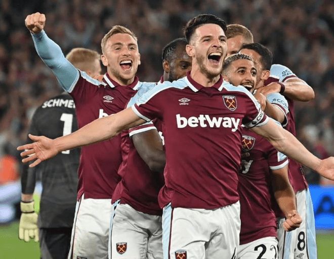 库珀·弗拉格进攻不稳定，投篮准度不足，体能和三分球需提升。