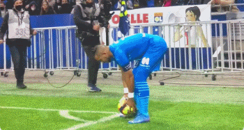 布达佩斯Major：猎鹰13-5 PUA获首胜，NiKo狂砍26杀