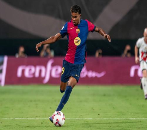 詹：现在的身体状态还不是很好；施洛特贝克整天说“废话”