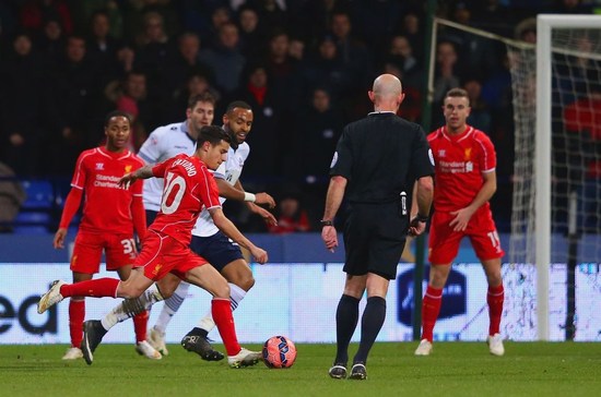 官方：巴西国家队补招诺丁汉森林门将约翰-维克托